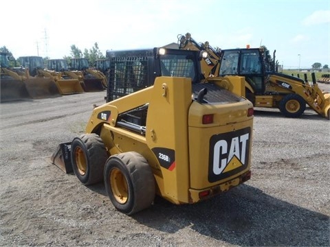 Minicargadores Caterpillar 236B seminueva en venta Ref.: 1436388659685457 No. 4