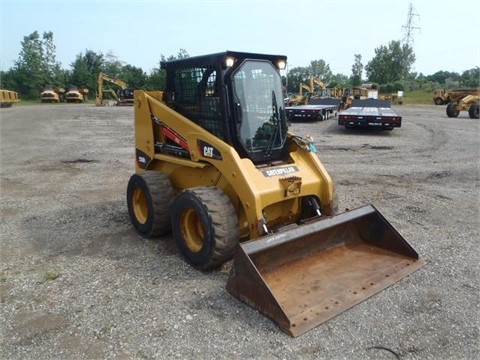 Minicargadores Caterpillar 236B en venta Ref.: 1437160515102823 No. 2