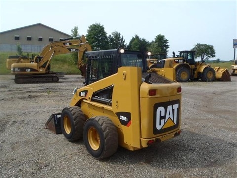 Minicargadores Caterpillar 236B en venta Ref.: 1437160515102823 No. 4