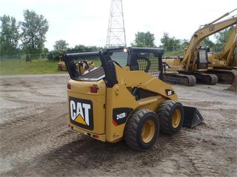 Minicargadores Caterpillar 242B importada en buenas condiciones Ref.: 1437164331424433 No. 3