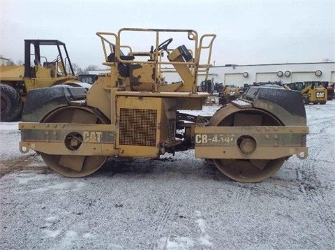 Compactadora Vibratoria Caterpillar CB-434C