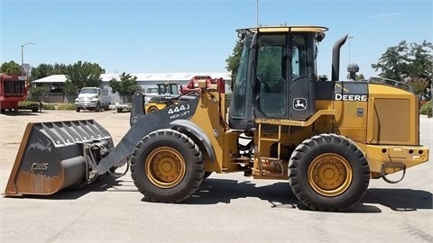 Cargadoras Sobre Ruedas Deere 444J usada Ref.: 1437778359095403 No. 2