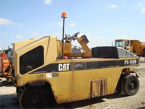 Compactors Tires Asphalt Caterpillar PS-150B