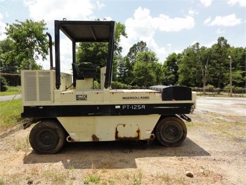 Compactadora Con Llantas Ingersoll-rand PT125R de medio uso en ve Ref.: 1438101195345787 No. 3