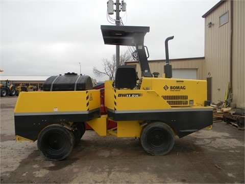 Compactadora Con Llantas Bomag BW11RH