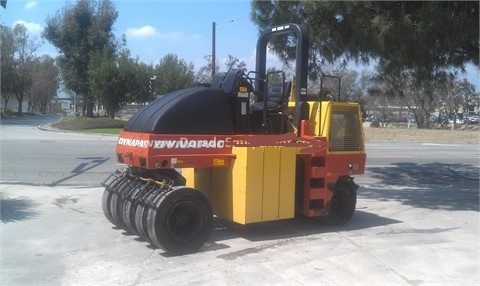 Compactadora Con Llantas Dynapac CP142