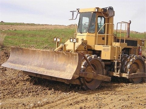 Compactadoras Suelos Y Rellenos Caterpillar 825C importada de seg Ref.: 1438115076455607 No. 2