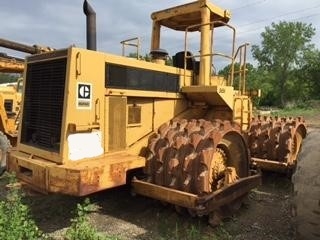 Compactadoras Suelos Y Rellenos Caterpillar 825C de medio uso en  Ref.: 1438116683432122 No. 2