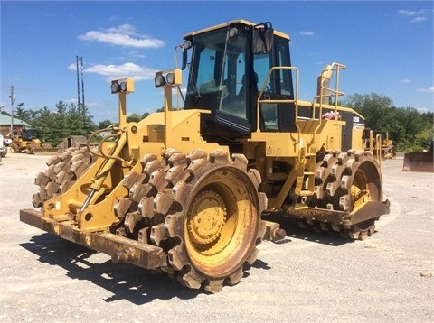 Compactadoras Suelos Y Rellenos Caterpillar 825G