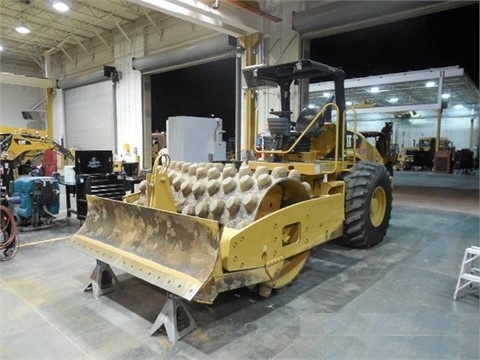 Compactadora Vibratoria Caterpillar CP56 en buenas condiciones Ref.: 1438119452247347 No. 4