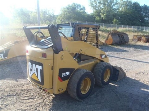 Minicargadores Caterpillar 242B usada de importacion Ref.: 1439251748947388 No. 3