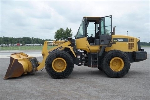 Cargadoras Sobre Ruedas Komatsu WA200