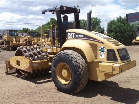 Compactadora Vibratoria Caterpillar CP-563E de bajo costo Ref.: 1439481479800844 No. 2