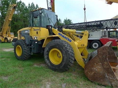 Cargadoras Sobre Ruedas Komatsu WA250 de segunda mano Ref.: 1439568970399270 No. 2