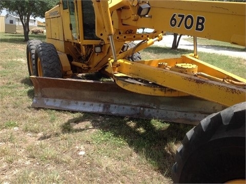 Motoconformadoras Deere 670B de bajo costo Ref.: 1439823429832309 No. 3