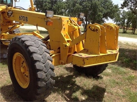 Motoconformadoras Deere 670B de bajo costo Ref.: 1439823429832309 No. 4