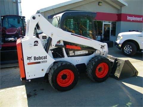 Minicargadores Bobcat S590