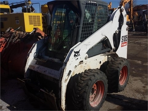 Minicargadores Bobcat S185