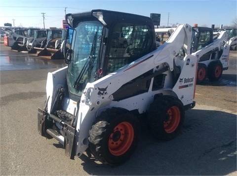 Minicargadores Bobcat S590 de segunda mano a la venta Ref.: 1440709781271127 No. 3