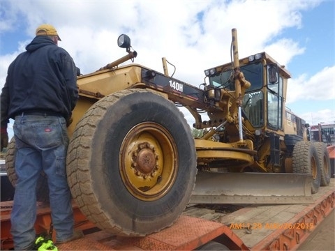 Motoconformadoras Caterpillar 140H de medio uso en venta Ref.: 1440817834716266 No. 4