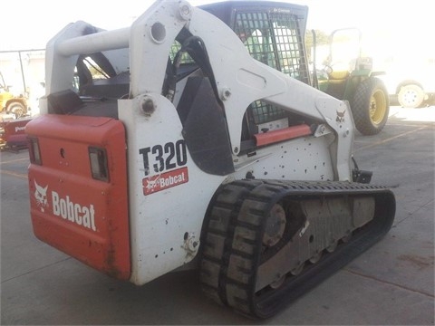 Minicargadores Bobcat T320 importada a bajo costo Ref.: 1441310444624610 No. 3