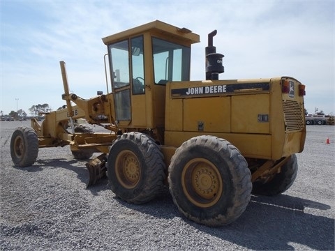 Motoconformadoras Deere 670B de segunda mano Ref.: 1441770592364257 No. 3