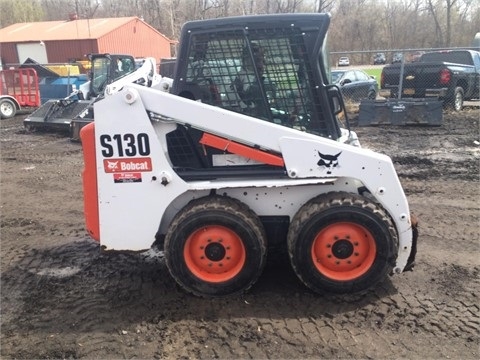 Minicargadores Bobcat S-130