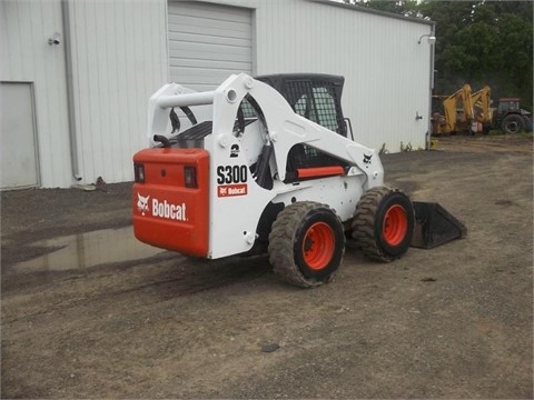 Minicargadores Bobcat S300 importada en buenas condiciones Ref.: 1441842993018025 No. 4