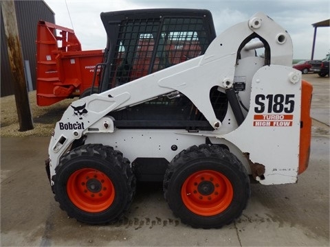 Minicargadores Bobcat S185