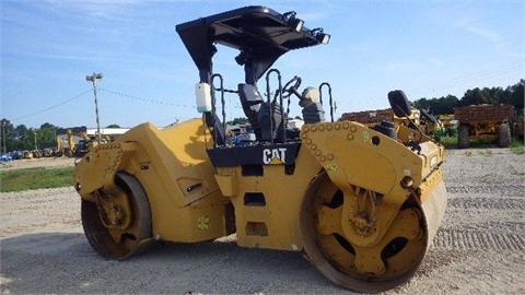 Compactadora Vibratoria Caterpillar CB54 en venta Ref.: 1442023346979883 No. 4