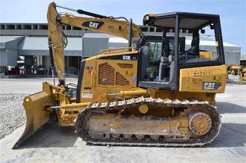 Tractores Sobre Orugas Caterpillar D3K de segunda mano en venta Ref.: 1442252970683961 No. 3