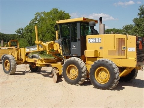 Motoconformadoras Deere 770CH de segunda mano a la venta Ref.: 1442282290922428 No. 2