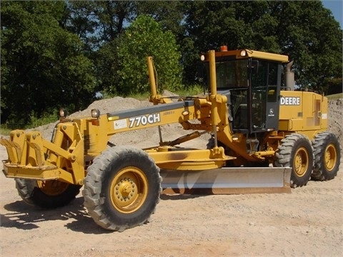 Motoconformadoras Deere 770CH de segunda mano a la venta Ref.: 1442282290922428 No. 4