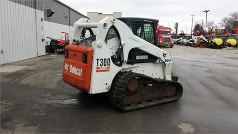 Minicargadores Bobcat T300 de segunda mano Ref.: 1442515332994253 No. 3