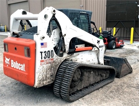 Minicargadores Bobcat T300 importada en buenas condiciones Ref.: 1442600828510093 No. 4