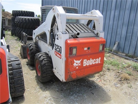 Minicargadores Bobcat S250 importada de segunda mano Ref.: 1442601526538074 No. 3