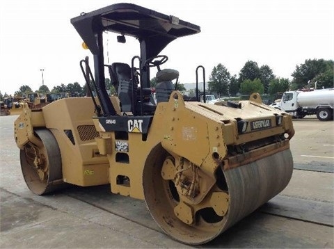 Compactadora Vibratoria Caterpillar CB-564D usada a buen precio Ref.: 1443473684259441 No. 4