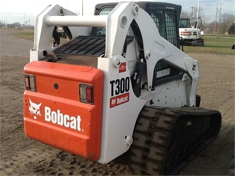 Minicargadores Bobcat T300 usada a buen precio Ref.: 1443739416748298 No. 2