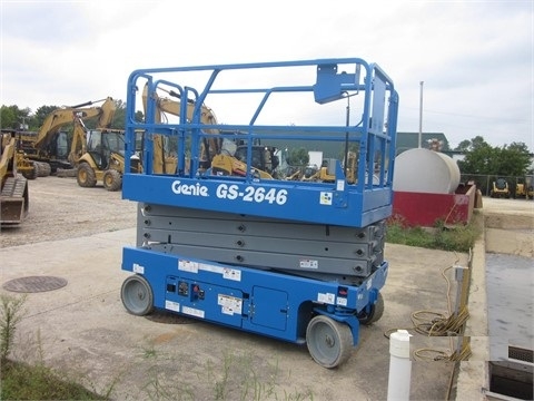 Plataforma Tipo Tijera Genie GS2646 importada a bajo costo Ref.: 1444162759533700 No. 3