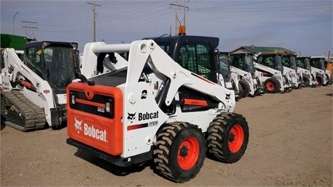 Minicargadores Bobcat S650 de segunda mano en venta Ref.: 1444167517510984 No. 3