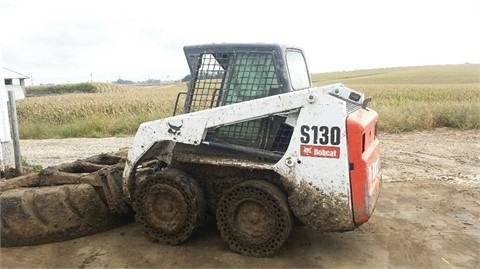 Minicargadores Bobcat S-130