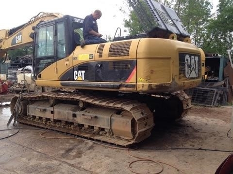 Hydraulic Excavator Caterpillar 325DL