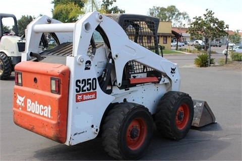 Minicargadores Bobcat S250 usada de importacion Ref.: 1444933914288745 No. 4