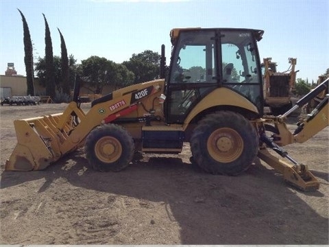 Retroexcavadoras Caterpillar 420F seminueva en perfecto estado Ref.: 1446088607878659 No. 4