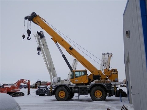 Gruas Grove RT880E