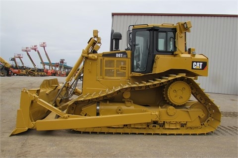 Tractores Sobre Orugas Caterpillar D6T en venta Ref.: 1447300724875568 No. 2