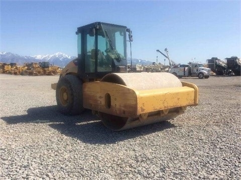 Compactadora Vibratoria Caterpillar CS-583E en venta, usada Ref.: 1447349017863858 No. 2