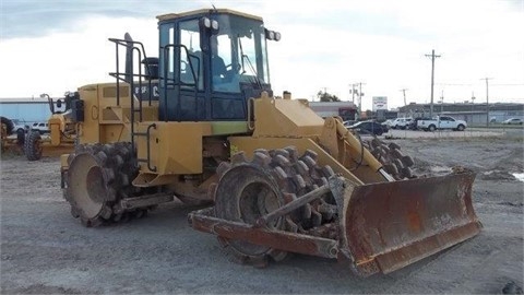 Compactadoras Suelos Y Rellenos Caterpillar 815F importada Ref.: 1447784546715147 No. 3