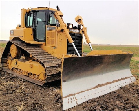 Tractores Sobre Orugas Caterpillar D6T en venta Ref.: 1447959413949705 No. 2