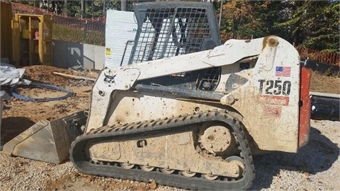 Miniloaders Bobcat T250